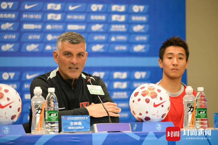 hth sports-中超明日揭幕 成都蓉城“准备好了”！|约翰·阿洛伊西|新鹏城|揭幕战|新闻发布会|周定洋_新浪新闻