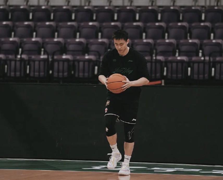 即将伤愈归来，辽宁本钢官方：赵继伟成功通过CBA体测